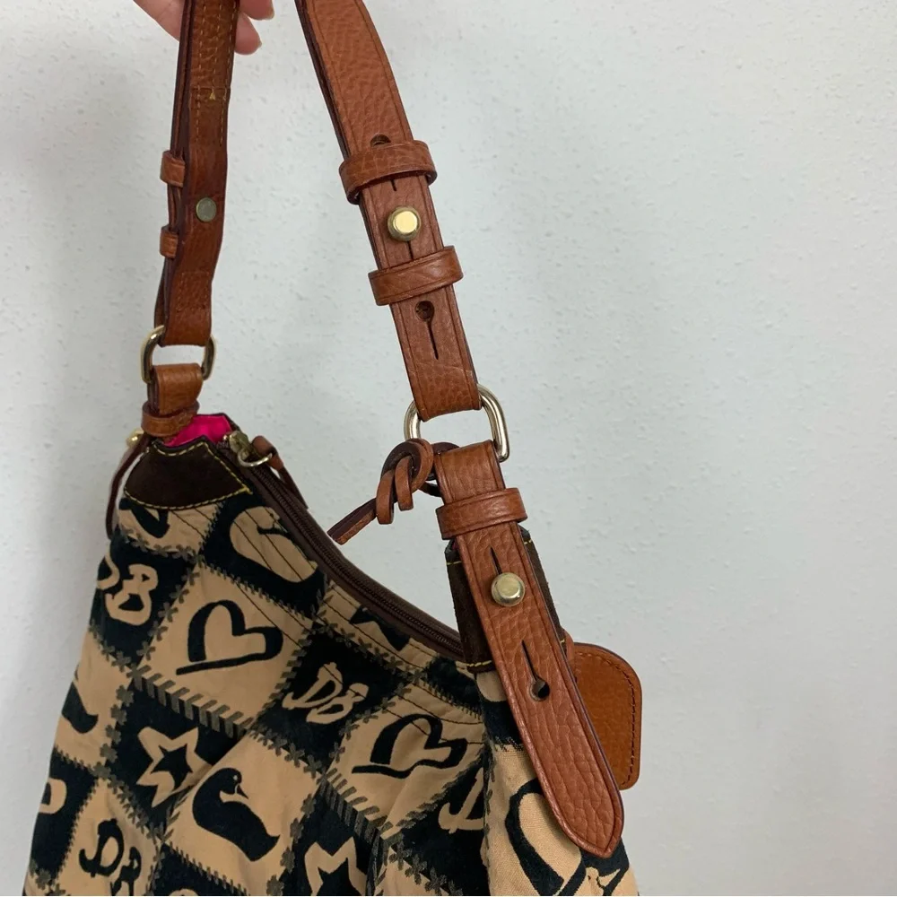 Dooney & Bourke Tan and Black Patterned Bag - Picture 11 of 16
